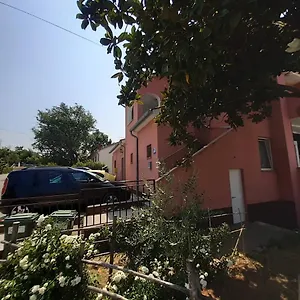 Gasthof Two Bed Fortuna Near The