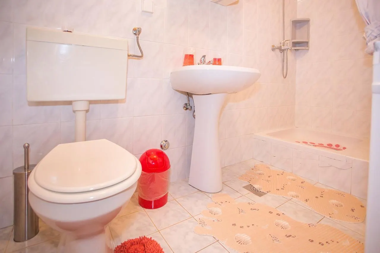 Guest house Apartments Dolib Porec