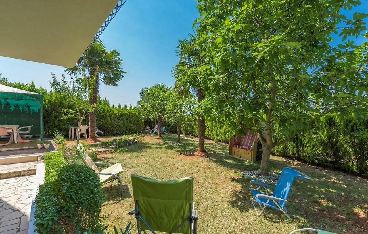 Apartments Dolib Porec Guest house