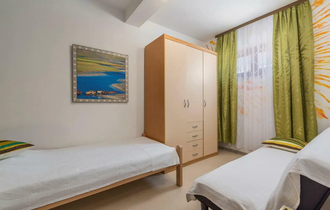 Apartments Dolib Porec 3*,