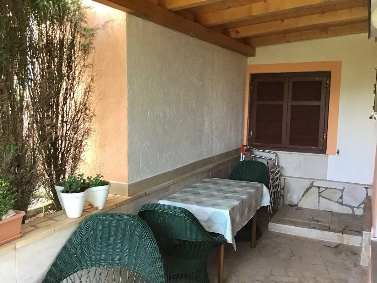 Guest house Apartments Dolib Porec
